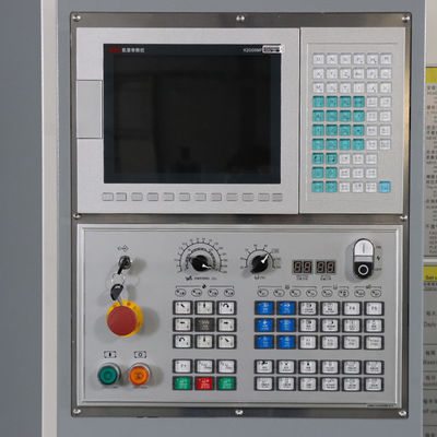 Eje de aluminio vertical económico del centro de mecanización del CNC del perfil de la fresadora del CNC VMC1270 4
