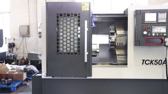 Torno inclinado del torno TCK50A del CNC de la cama de la alta rigidez con la vía guía linear